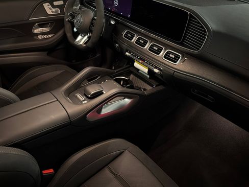 New 2026 Mercedes-Benz GLE 53 AMG 4MATIC Coupe image 15