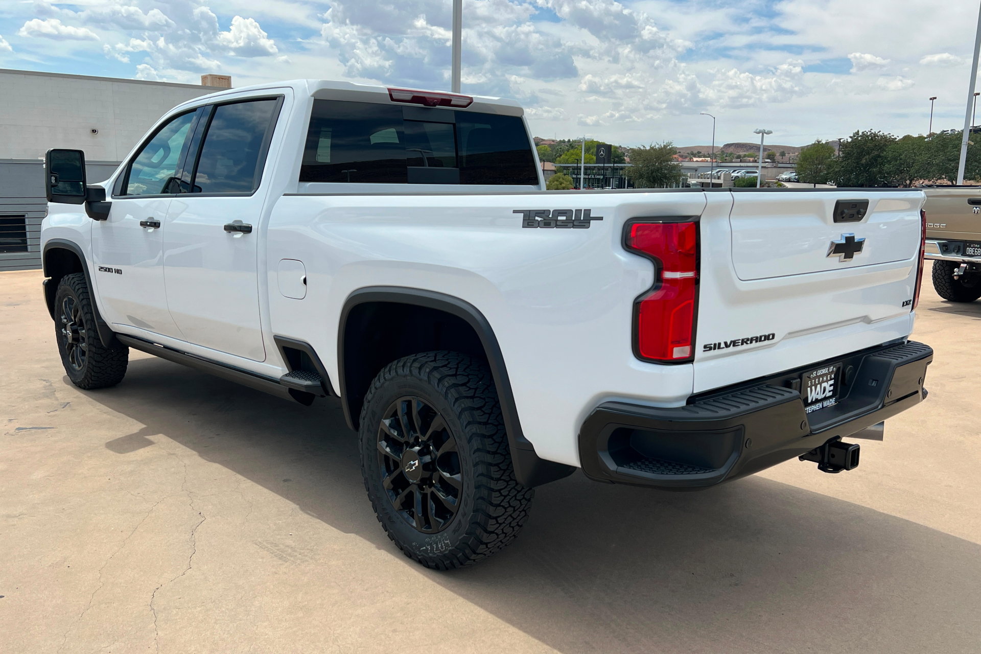 New 2026 Chevrolet Silverado 2500 LTZ w/ LTZ Plus Package AWD/4WD image 3