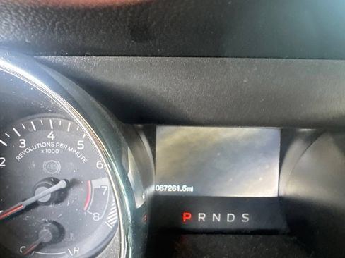 Used 2015 Ford Mustang Convertible RWD image 11