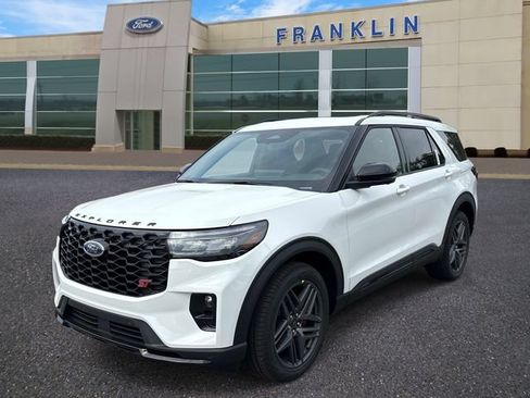 New 2026 Ford Explorer ST AWD/4WD image 3
