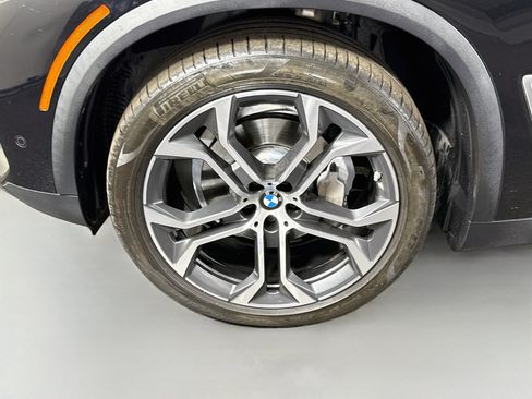 Used 2021 BMW X5 sDrive40i w/ Premium Package RWD image 38