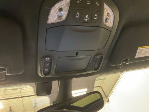 Used 2022 Chrysler Pacifica Pinnacle image 20