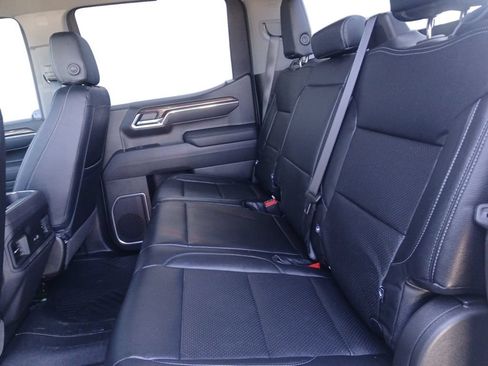 Used 2025 Chevrolet Silverado 1500 LT Trail Boss w/ Protection Package AWD/4WD image 22