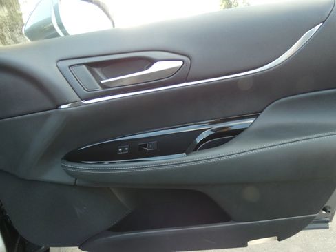 Used 2023 Toyota Mirai image 29