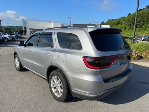 Used 2021 Dodge Durango SXT RWD image 4
