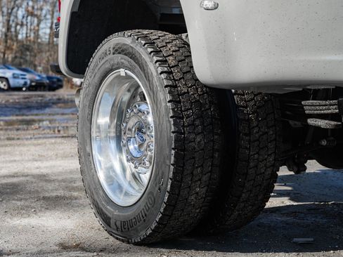 New 2026 Ford F450 XLT w/ 360-Degree Camera Package image 22