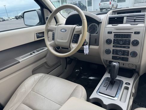 Used 2009 Ford Escape XLT AWD/4WD image 21