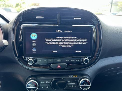Used 2023 Kia Soul GT-Line FWD image 12