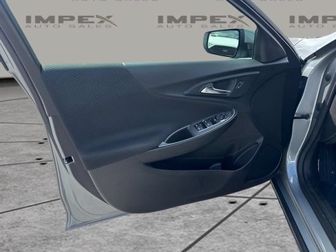 Used 2024 Chevrolet Malibu LS FWD image 13
