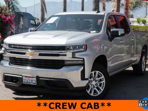 Used 2020 Chevrolet Silverado 1500 LT w/ Convenience Package AWD/4WD image 4