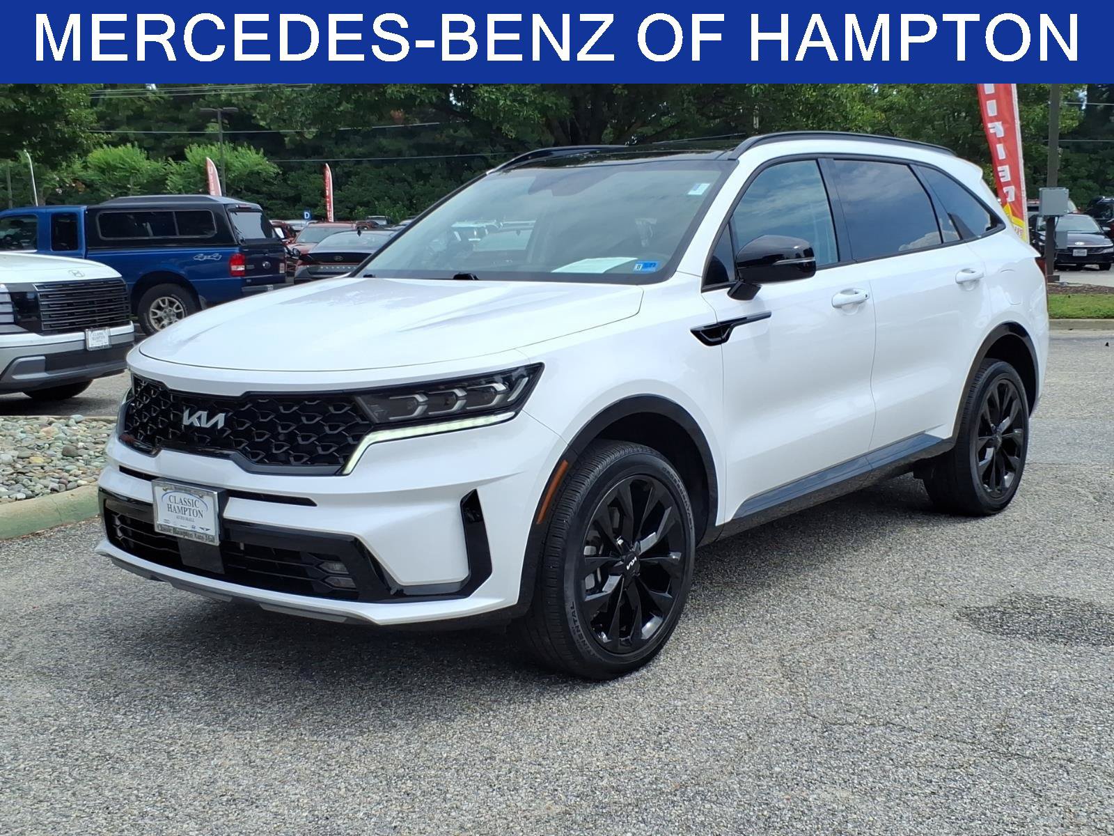 Used 2023 Kia Sorento SX AWD/4WD image 1
