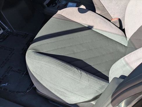 New 2026 BMW iX xDrive45 image 4