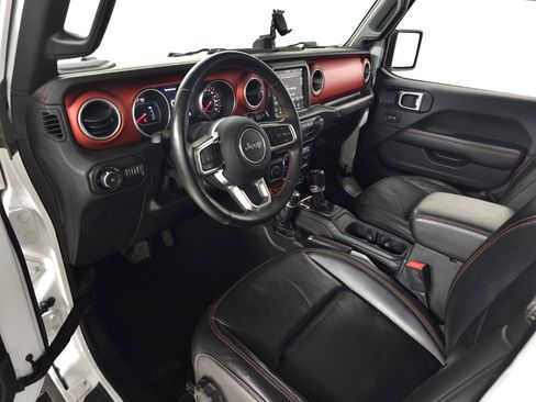 Used 2018 Jeep Wrangler Unlimited Rubicon AWD/4WD image 17