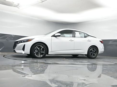 Used 2024 Nissan Sentra SV image 25