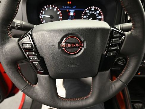 Used 2025 Nissan Frontier PRO-4X w/ Pro Convenience Package AWD/4WD image 24