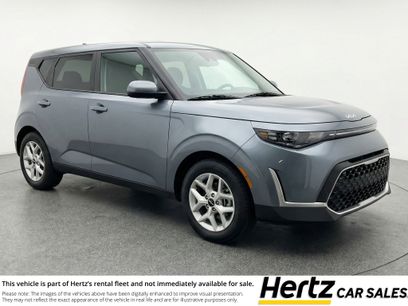 Used 2025 Kia Soul LX w/ LX Technology Package