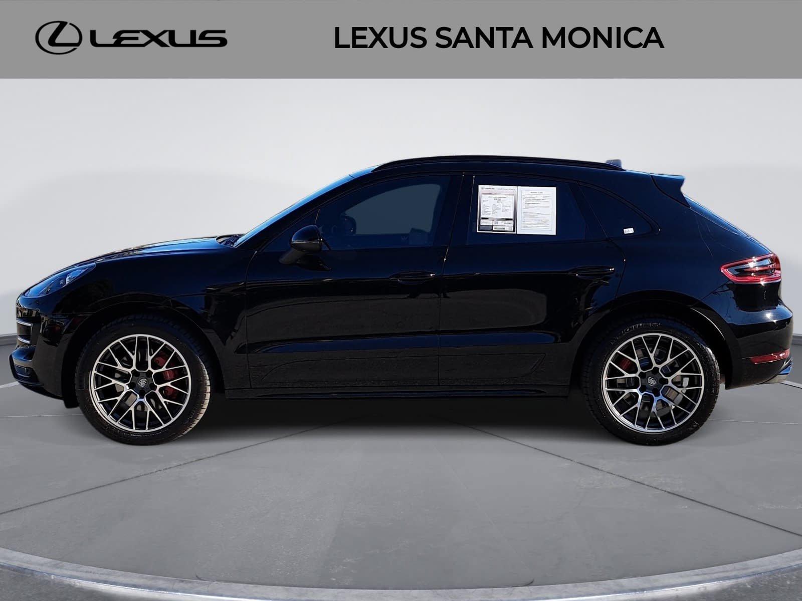 Used 2018 Porsche Macan Turbo AWD/4WD image 8