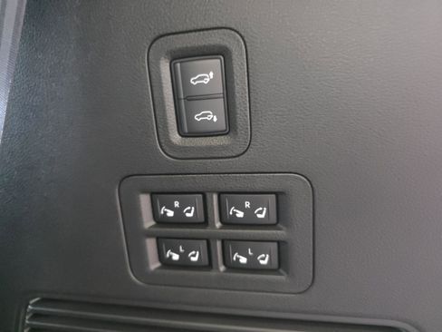 New 2026 INFINITI QX80 4WD image 18