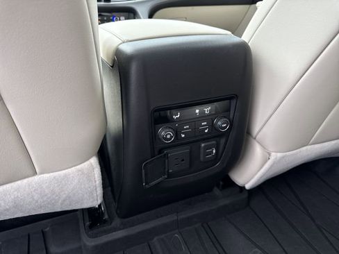 Certified 2023 Buick Enclave Avenir w/ Avenir Technology Package image 22