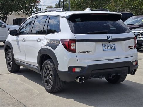 Used 2023 Honda Passport TrailSport image 7