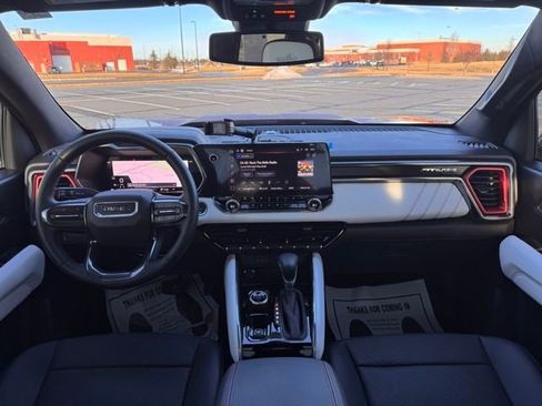 Used 2024 GMC Canyon AT4X w/ AT4X AEV Edition image 14