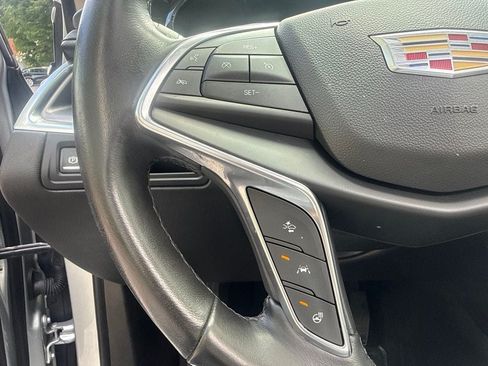 Used 2019 Cadillac XT5 Premium Luxury AWD/4WD image 18