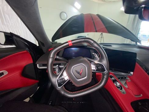 Used 2021 Chevrolet Corvette Stingray Premium Conv w/ Z51 Performance Package RWD image 30