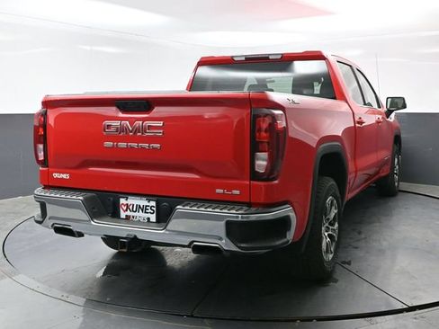 Used 2023 GMC Sierra 1500 SLE AWD/4WD image 4