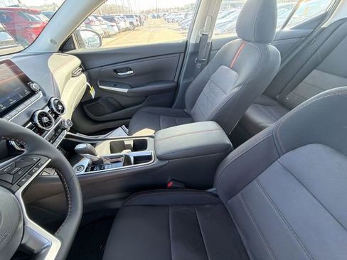 New 2025 Nissan Sentra SR image 20