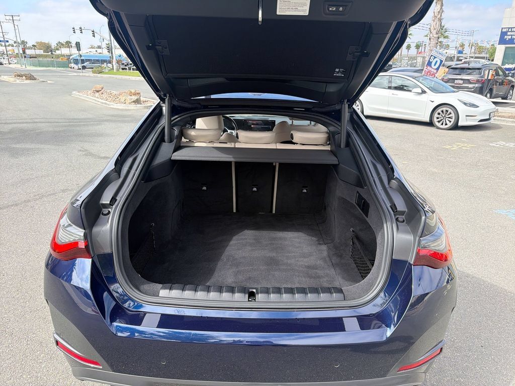 Used 2023 BMW i4 eDrive40 w/ M Sport Package RWD image 21