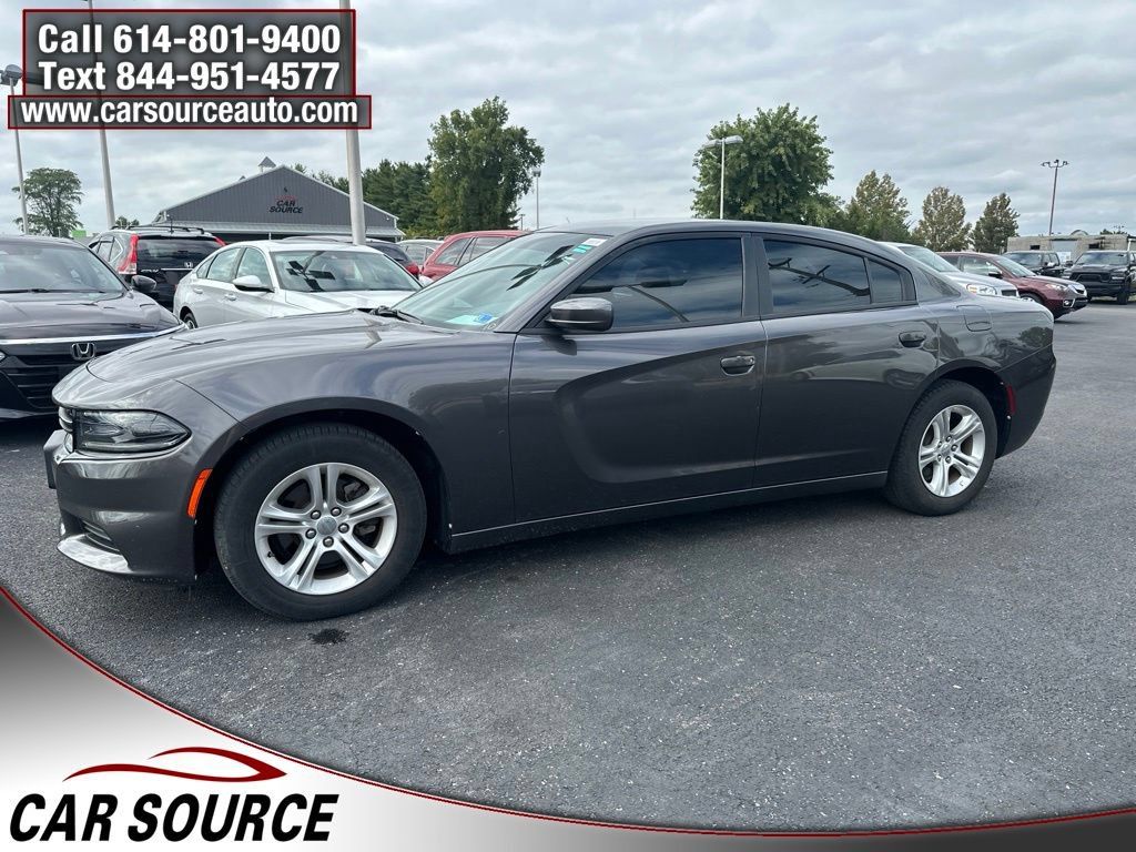 Used 2020 Dodge Charger SXT RWD image 3