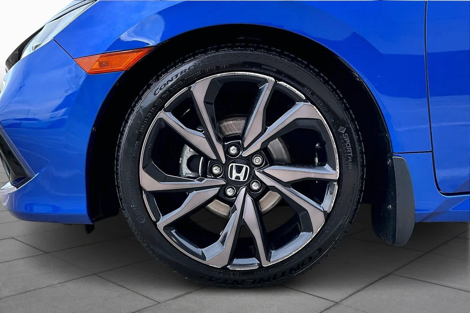 Used 2019 Honda Civic Sport image 11