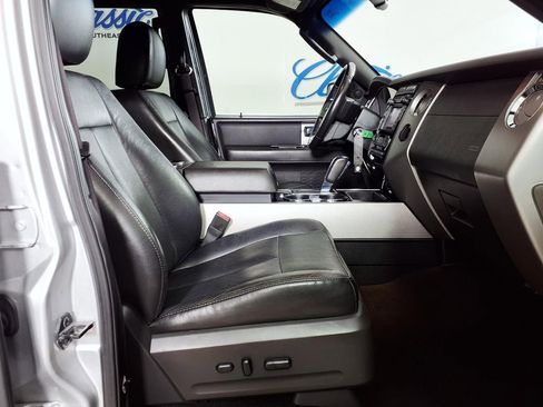 Used 2012 Ford Expedition EL Limited RWD image 12
