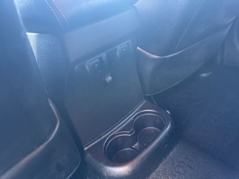 Used 2016 Jeep Wrangler Unlimited Rubicon AWD/4WD image 28