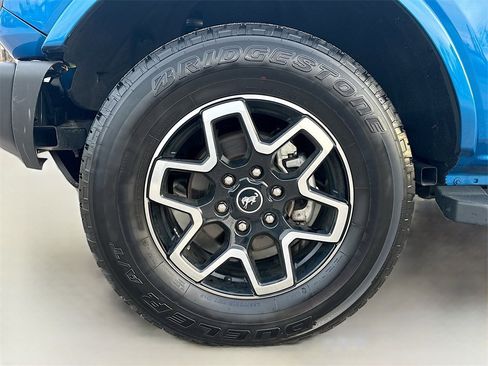 Used 2024 Ford Bronco Outer Banks image 30