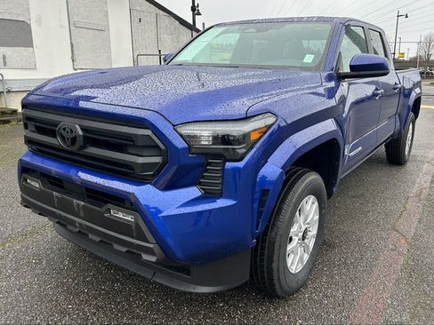 Certified 2025 Toyota Tacoma SR5 image 1