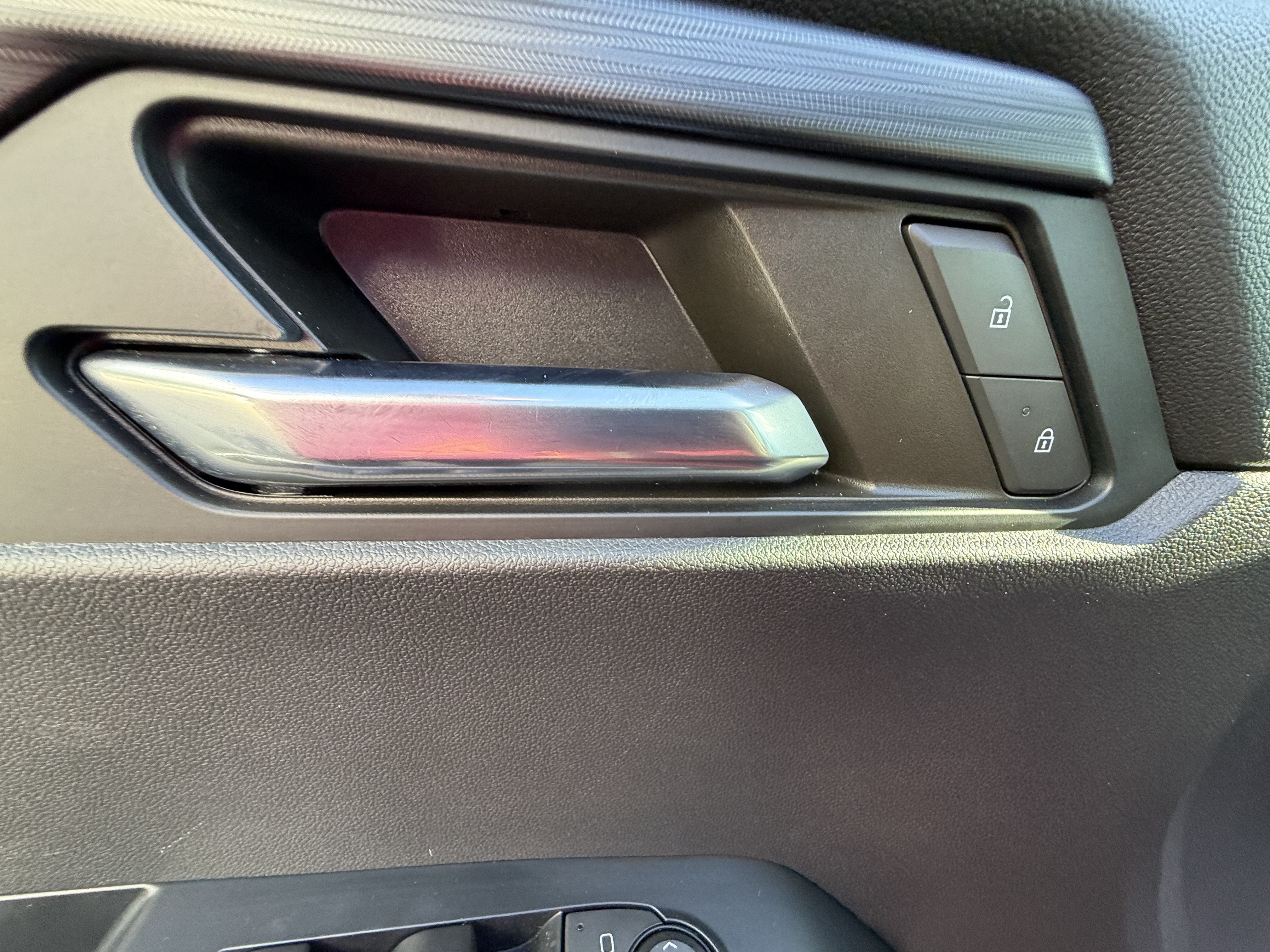 Used 2024 GMC Acadia Elevation FWD image 19