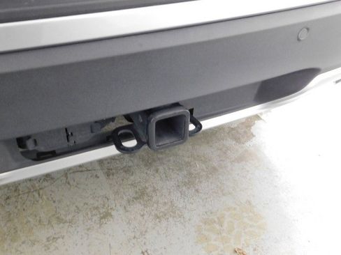 Used 2025 Ford Explorer Active w/ Active Comfort Package image 7