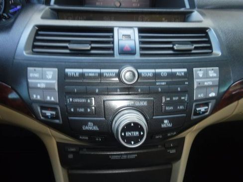 Used 2011 Honda Crosstour EX-L image 39