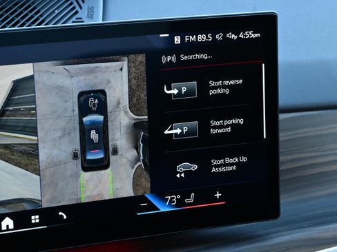 Certified 2024 BMW 760i xDrive w/ Executive Package image 32