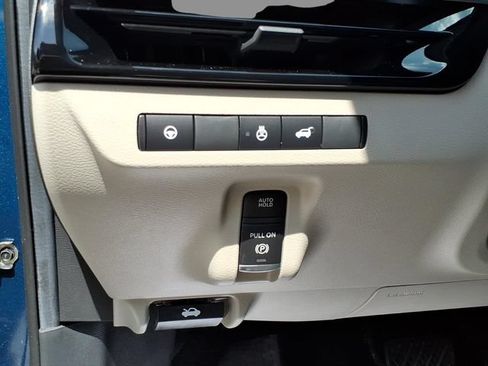 Certified 2025 Nissan Murano SL AWD/4WD image 20