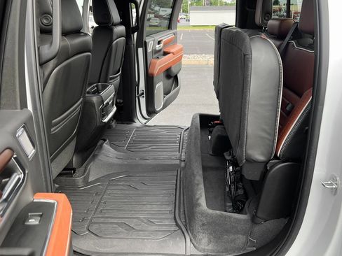 Used 2024 GMC Sierra 3500 Denali Ultimate image 24