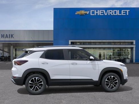 New 2026 Chevrolet TrailBlazer LT FWD image 5