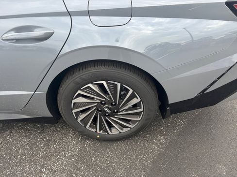 New 2026 Hyundai Sonata SEL FWD image 22