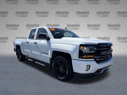 Used 2017 Chevrolet Silverado 1500 LT w/ Redline Edition image 2