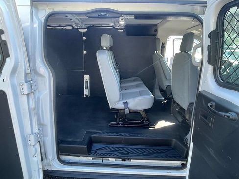 Used 2019 Ford Transit 250 148 Low Roof RWD image 26