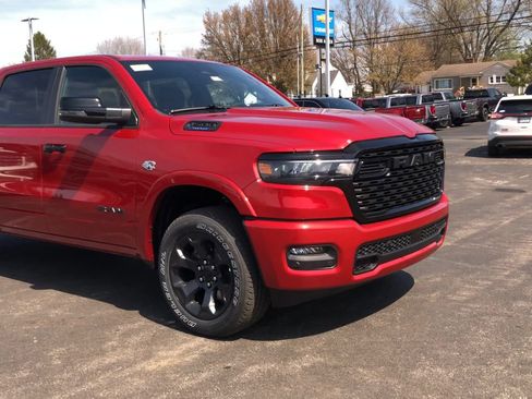 New 2026 RAM 1500 4x4 Crew Cab image 2