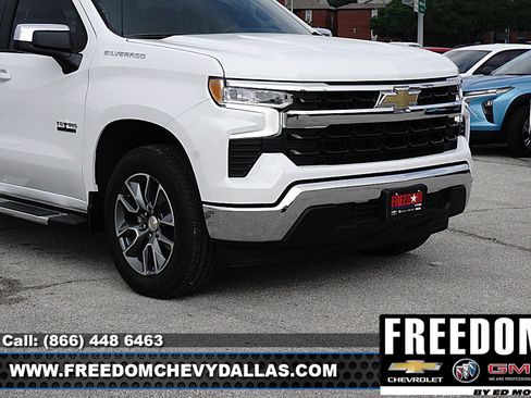 New 2026 Chevrolet Silverado 1500 LT RWD image 40