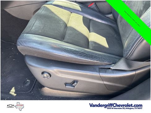 Used 2019 Jeep Grand Cherokee Altitude RWD image 9