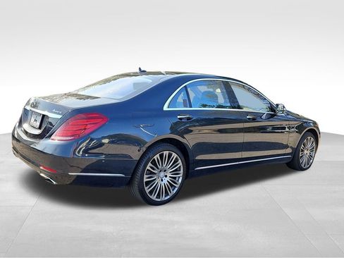 Used 2017 Mercedes-Benz S 550 4MATIC Sedan image 5